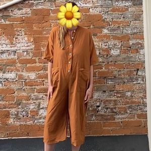 Selfi brand Jumpsuit button closure w/ pockets tie waist size medium rust color